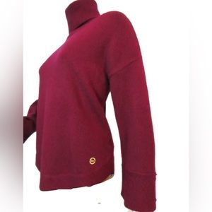 Michael by Michael Kors Beautiful Knit Sweater Size Medium